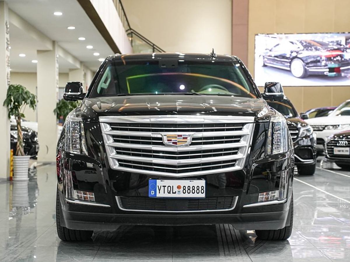 2017年8月凱迪拉克 凱雷德ESCALADE  2017款 6.2L ESV鉑金版加長(zhǎng)型