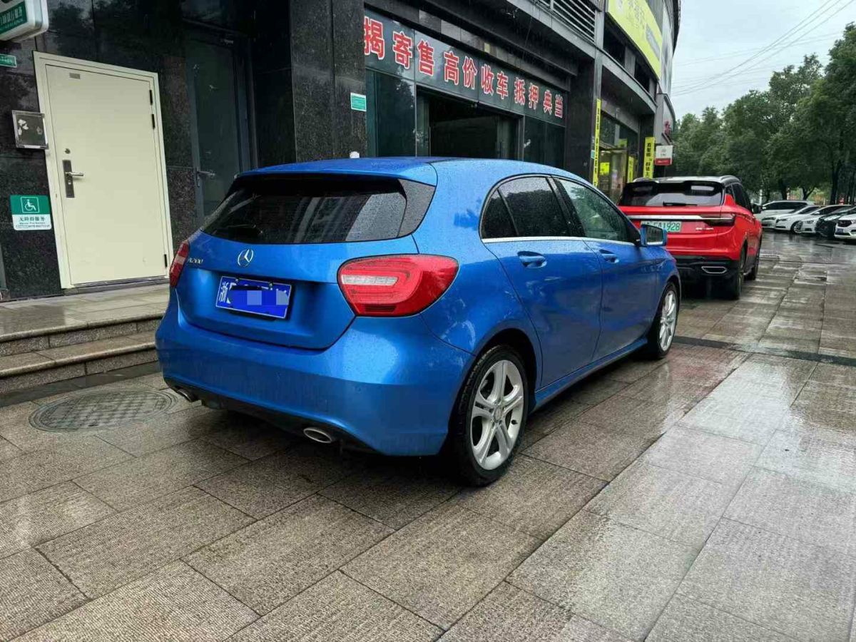 奔馳 奔馳A級AMG  2014款 AMG A 45 4MATIC圖片