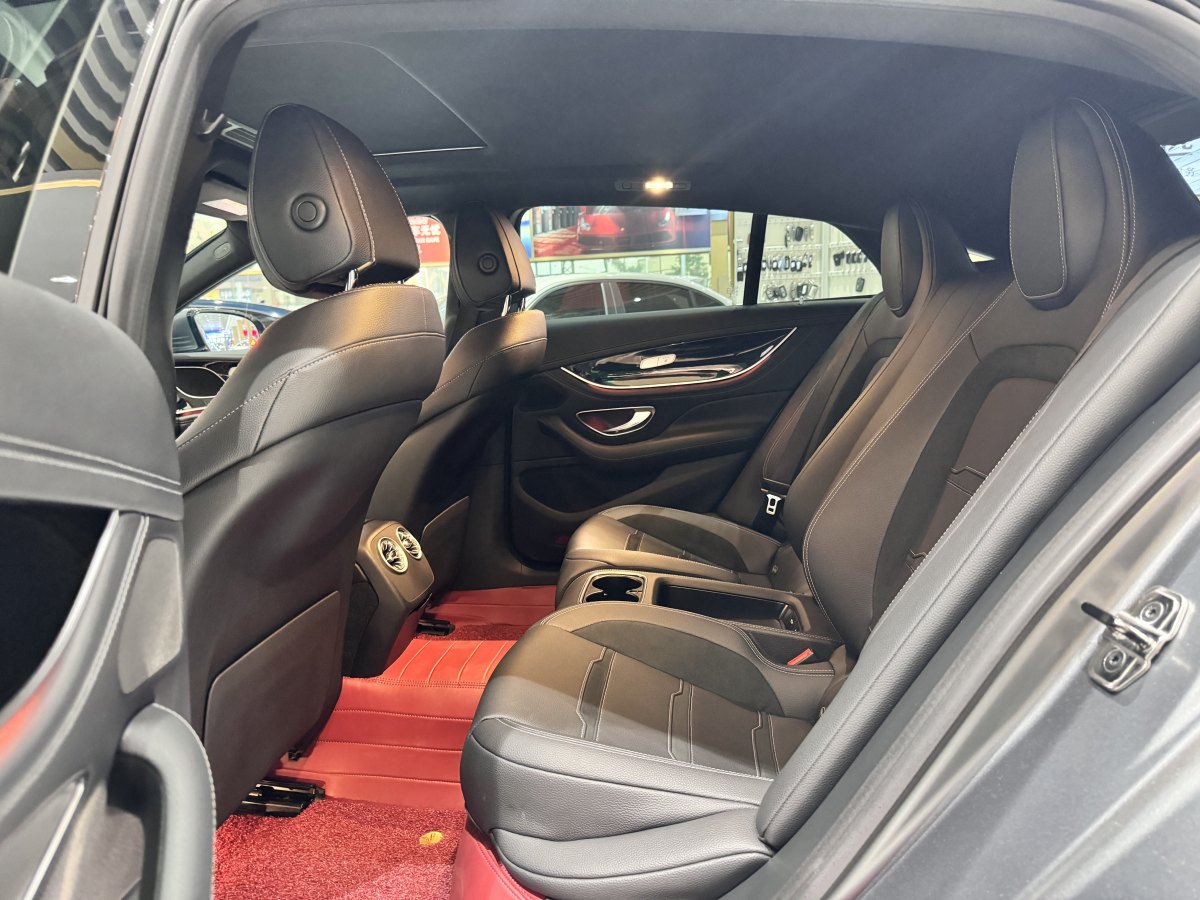 2019年8月奔驰 奔驰AMG GT  2023款 AMG GT 50 四门跑车