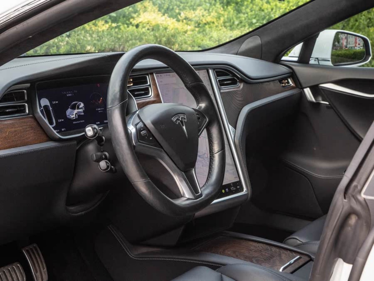 特斯拉 Model S  2017款 Model S 100D 長續(xù)航版圖片