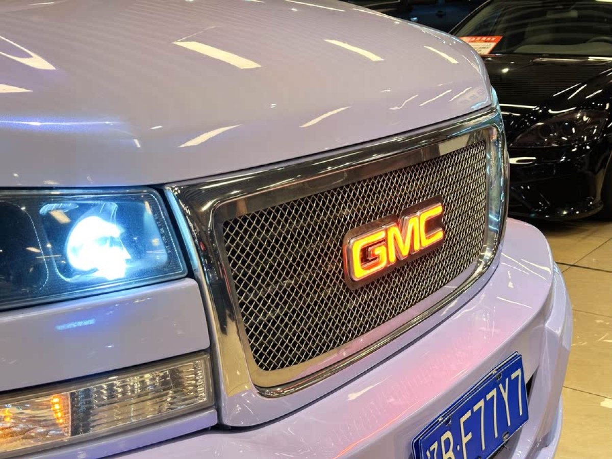 GMC SAVANA  2011款 6.0L 商務(wù)之星7座圖片