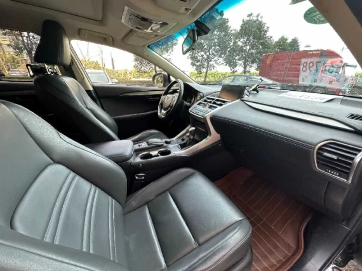 雷克萨斯 NX  2015款 300h 全驱 锋芒版图片