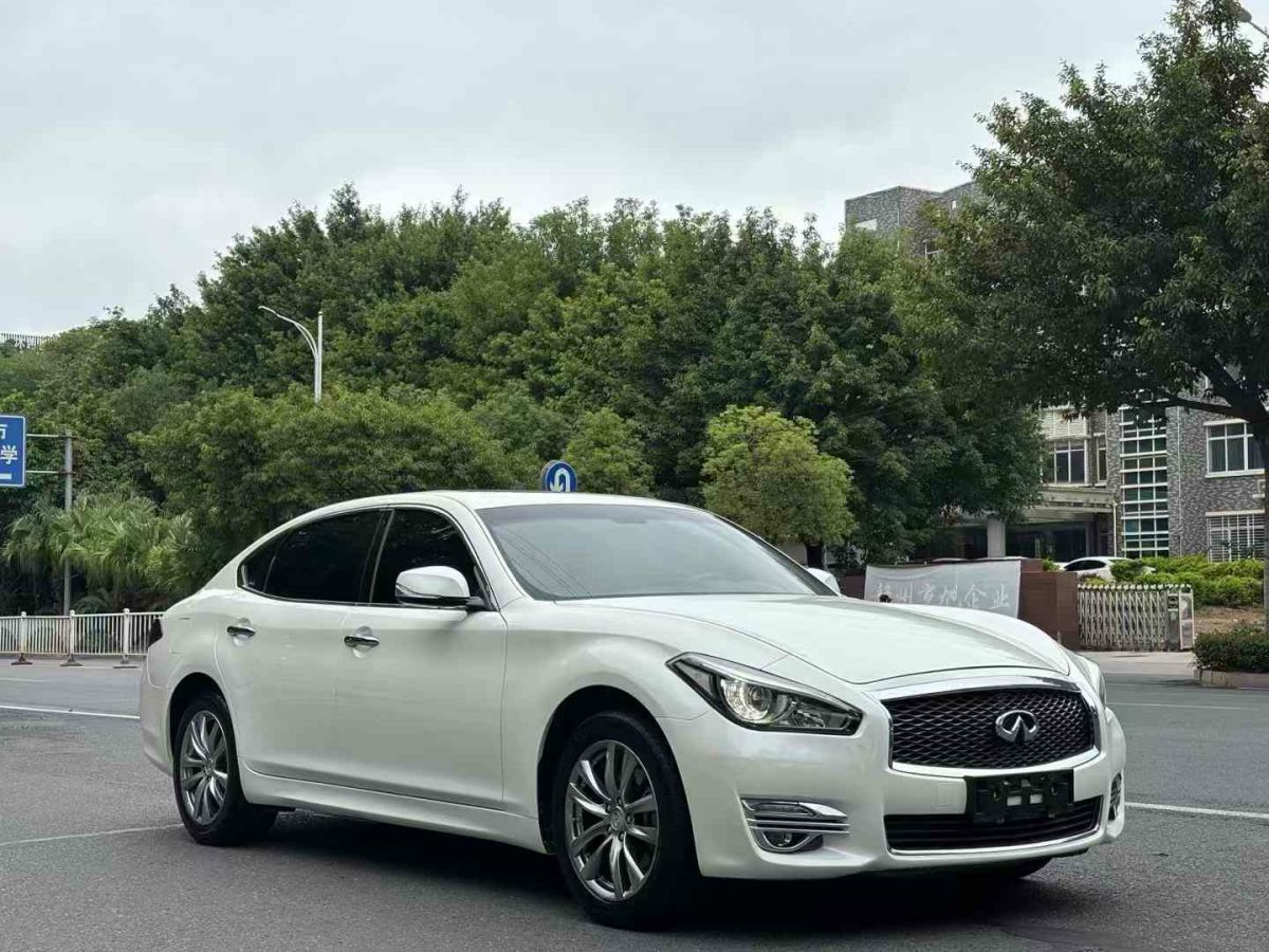 英菲尼迪 Q50L  2016款 2.0T 悅享版圖片