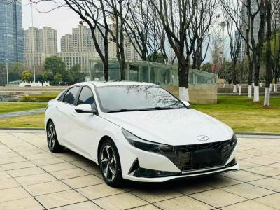 2022年1月 現(xiàn)代 伊蘭特 1.5L CVT 20周年紀(jì)念款圖片