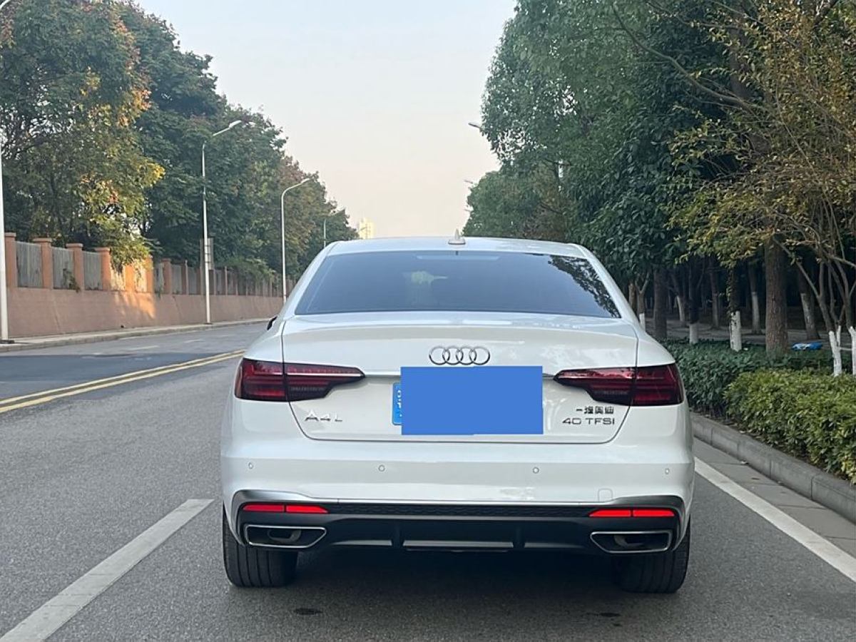 奧迪 奧迪A4L  2022款 40 TFSI 豪華動感型圖片