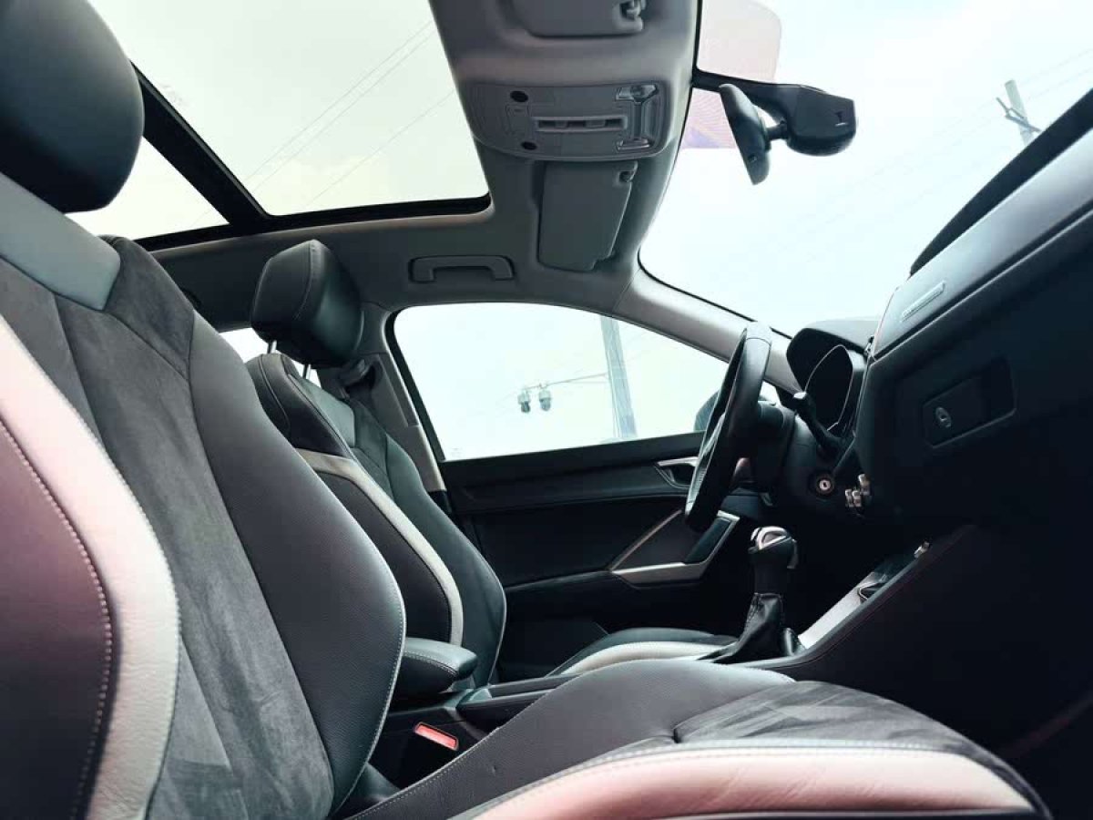 奧迪 奧迪Q3  2020款 35 TFSI 進取動感型圖片
