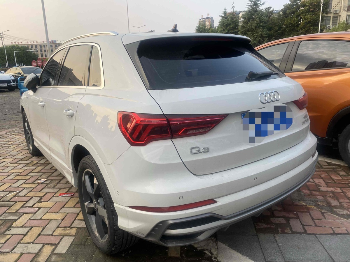 奧迪 奧迪Q3  2022款 35 TFSI 時尚動感型圖片