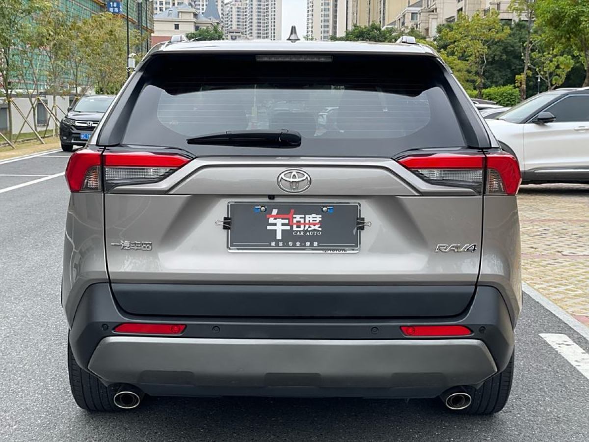 2021年11月豐田 RAV4榮放  2021款 2.0L CVT兩驅(qū)風尚版