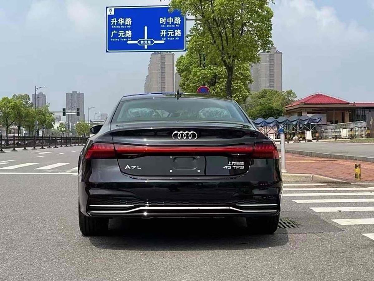 2024年8月奧迪 奧迪A7L  2024款 45 TFSI 豪華型