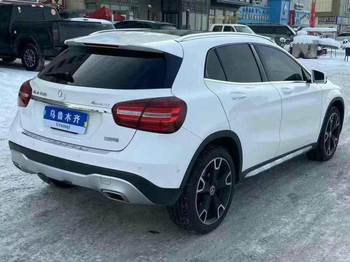 奔馳 奔馳GLA AMG  2017款 AMG GLA 45 4MATIC圖片