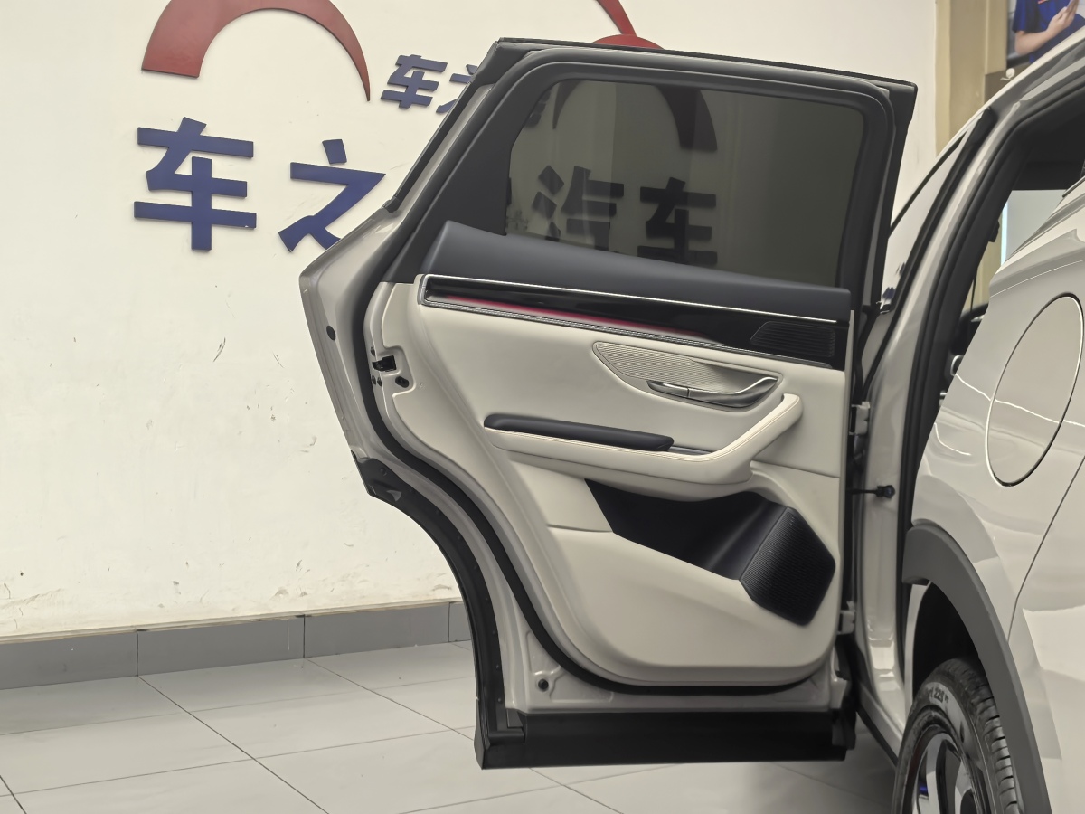 2024年7月比亞迪 宋PLUS新能源  2024款 榮耀版 EV 520km 旗艦型