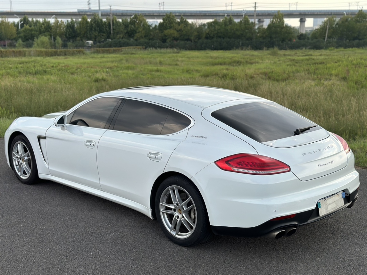 保時(shí)捷 Panamera  2014款 Panamera 4S Executive 3.0T圖片