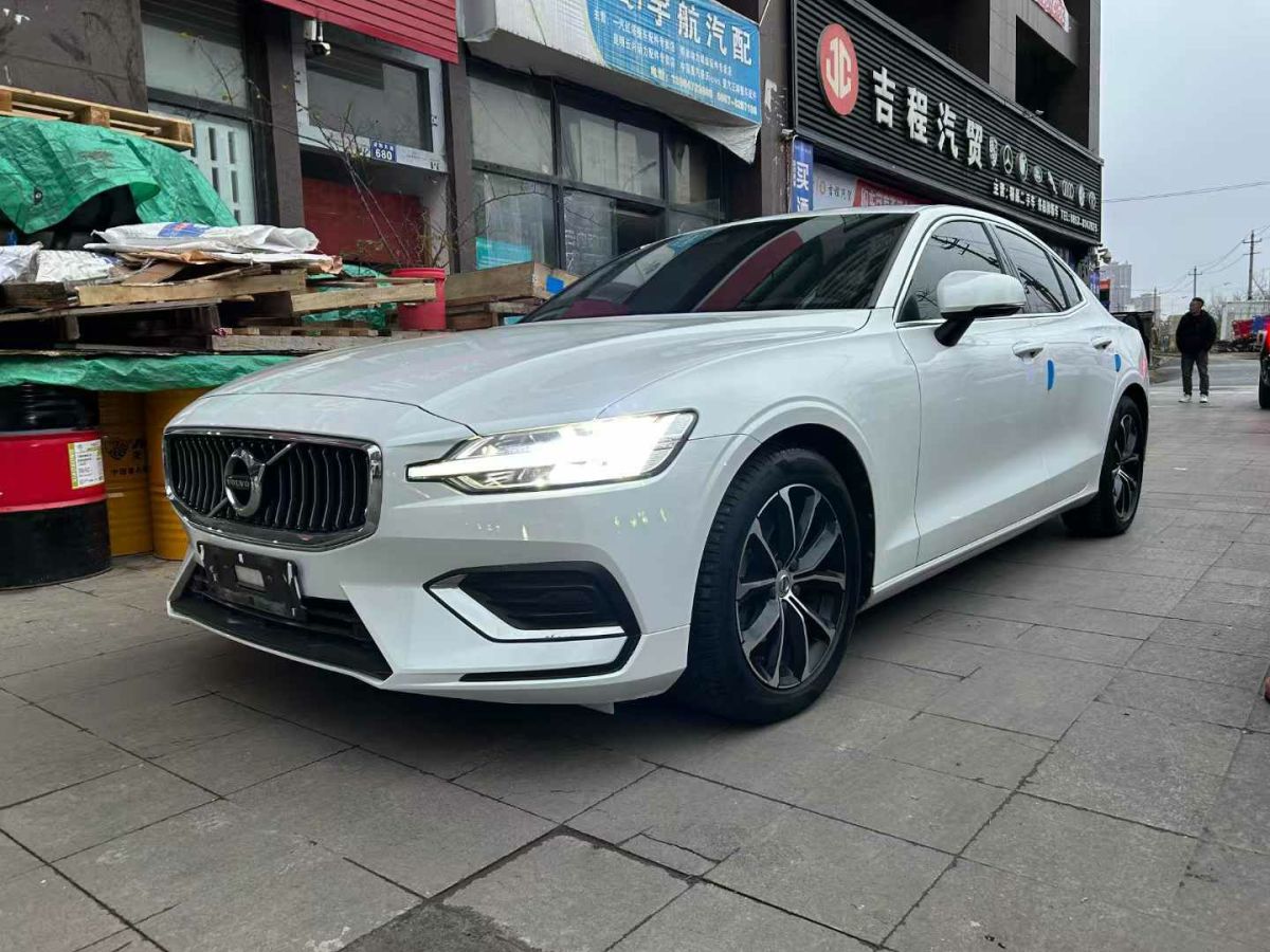 沃爾沃 S60L  2021款 T3 智行豪華版圖片