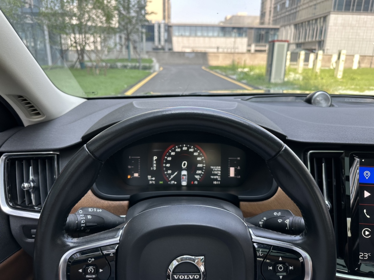 沃爾沃 S90  2019款 T5 智逸版圖片