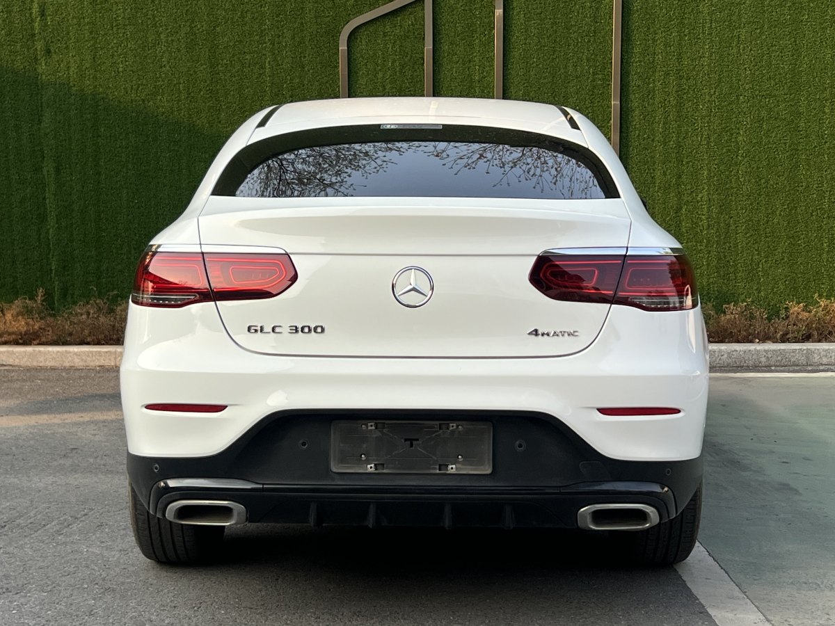 奔馳 奔馳GLC  2021款 GLC 300 4MATIC 轎跑SUV圖片