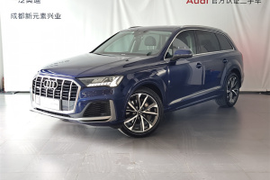 奥迪Q7 奥迪 55 TFSI quattro S line运动型