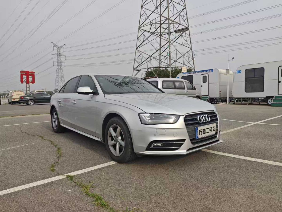 奧迪 奧迪A4L  2013款 A4L 30TFSI 舒適型圖片