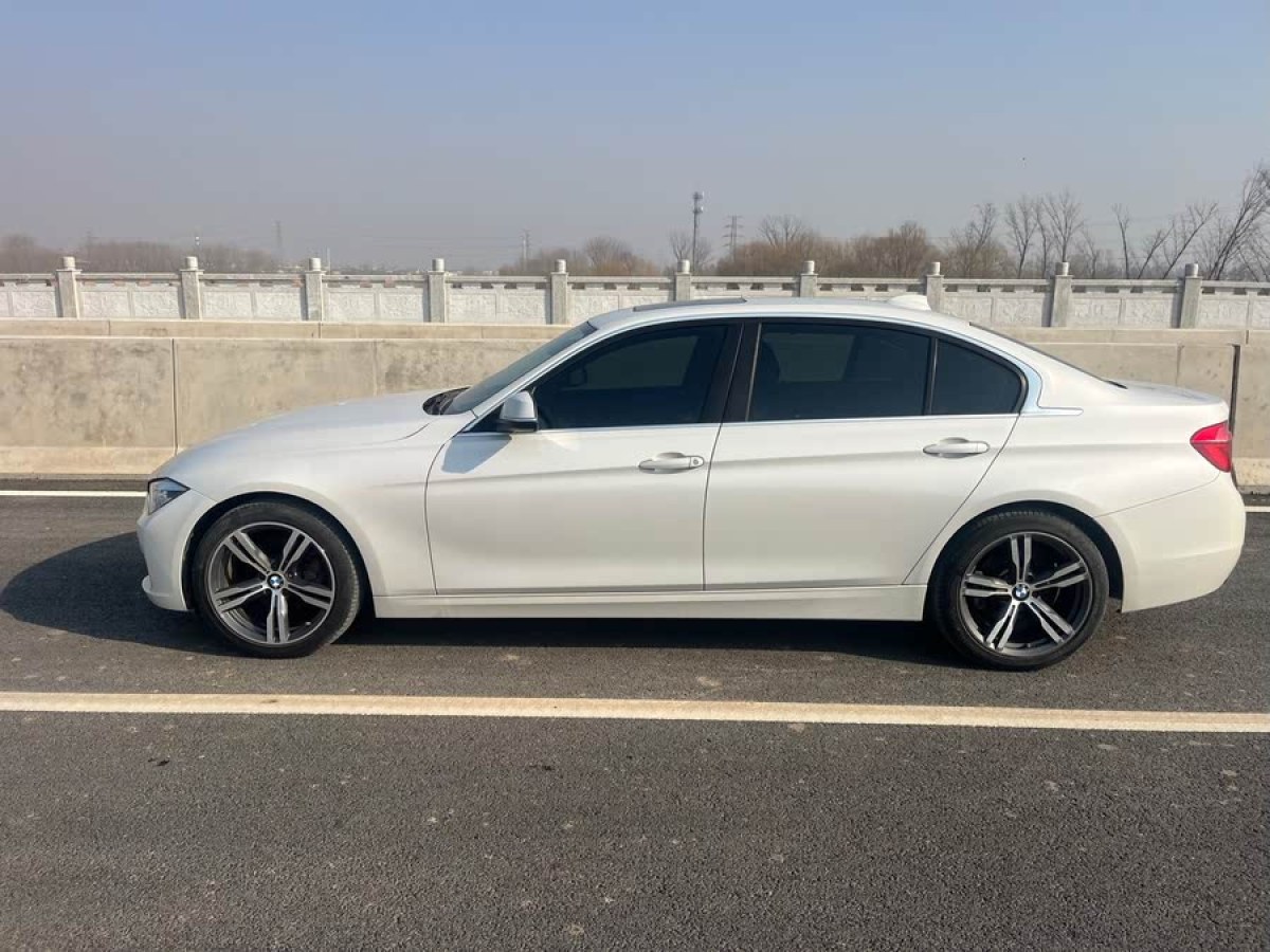 寶馬 寶馬3系  2019款 320Li 時(shí)尚型圖片