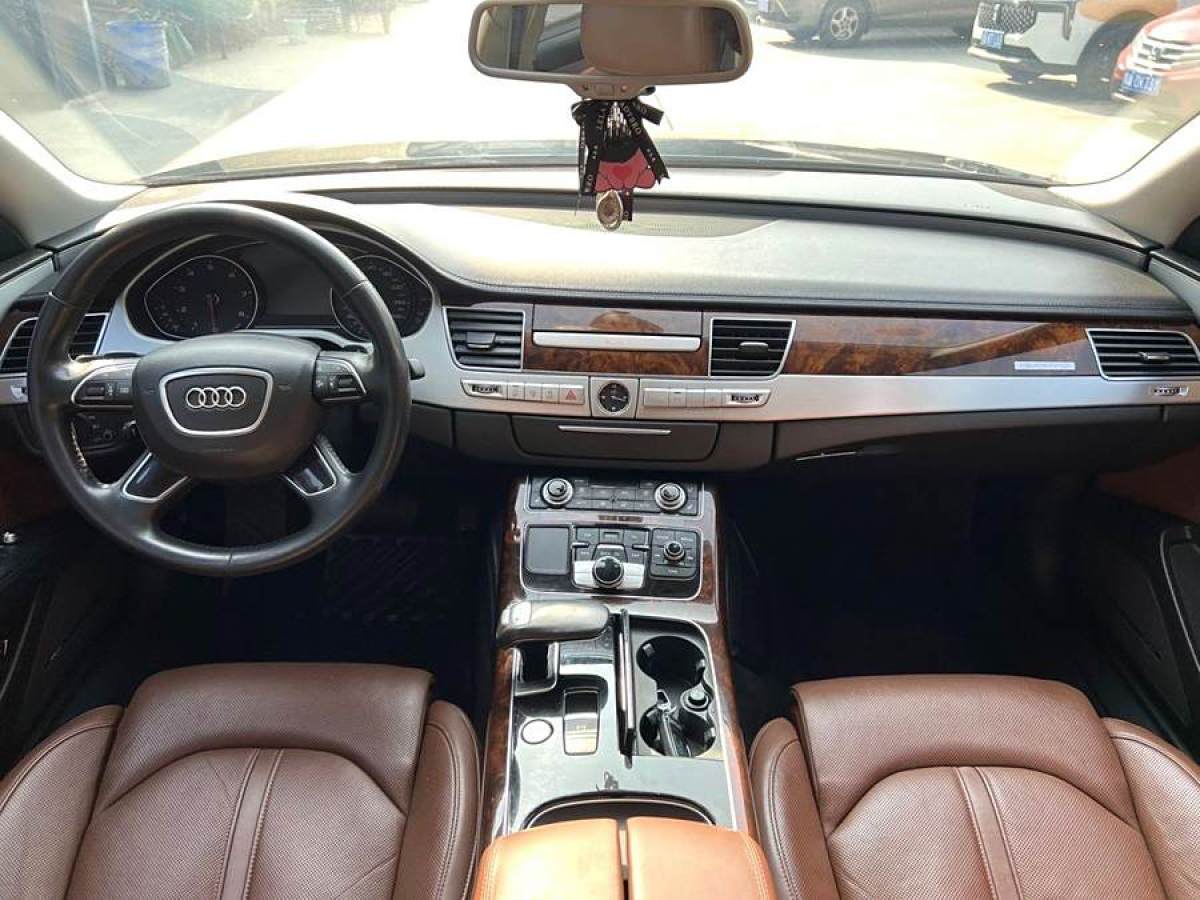 奧迪 奧迪A8  2016款 A8L 45 TFSI quattro豪華型圖片