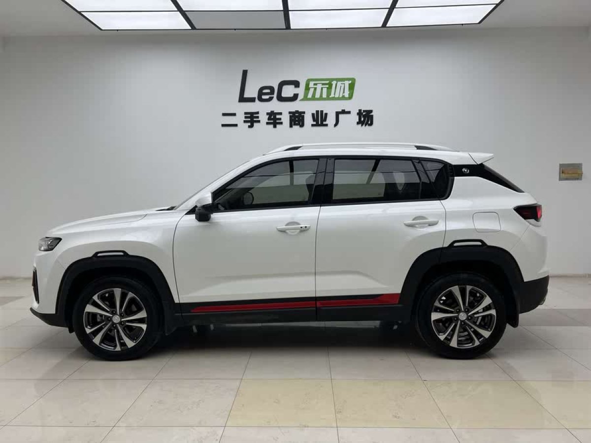 長安 CS35 PLUS  2021款 改款 藍(lán)鯨NE 1.4T DCT豪華型圖片