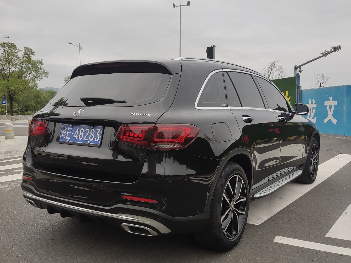 2022年2月奔馳 奔馳GLC  2021款 GLC 300 L 4MATIC 動感型