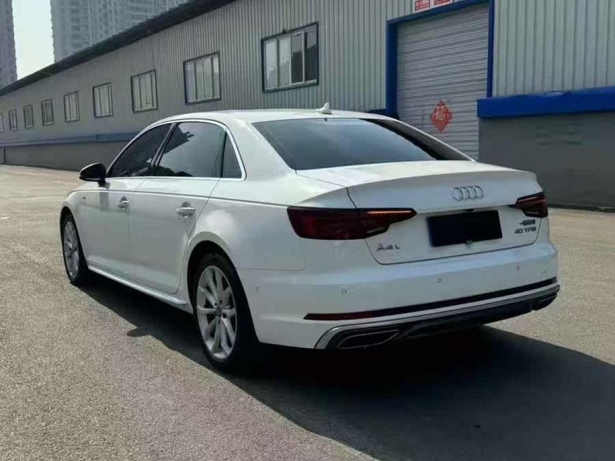 奧迪 奧迪A4L  2019款 40 TFSI 進(jìn)取型 國V圖片