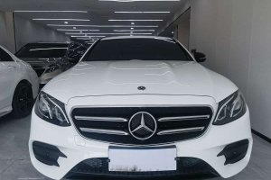 奔馳E級 奔馳 改款 E 200 運動型 4MATIC