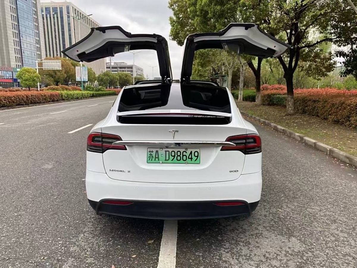 特斯拉 Model X  2016款 Model X 60D圖片