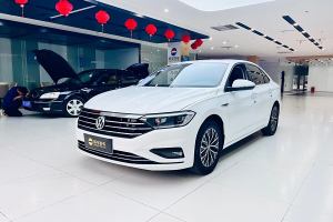 速腾 大众 200TSI DSG舒适智联版