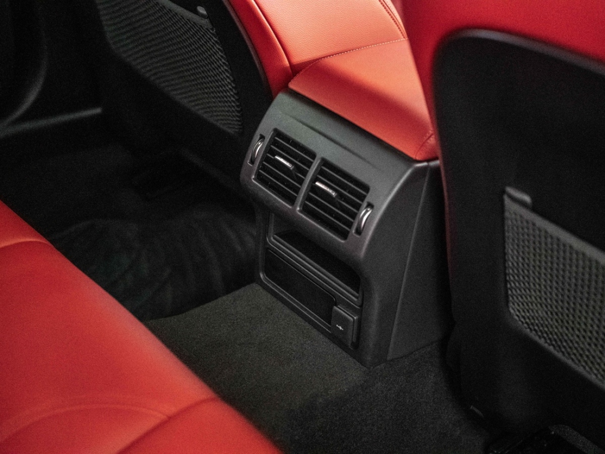 捷豹 XEL  2024款 2.0T 250PS R-DYNAMIC S進取運動版圖片