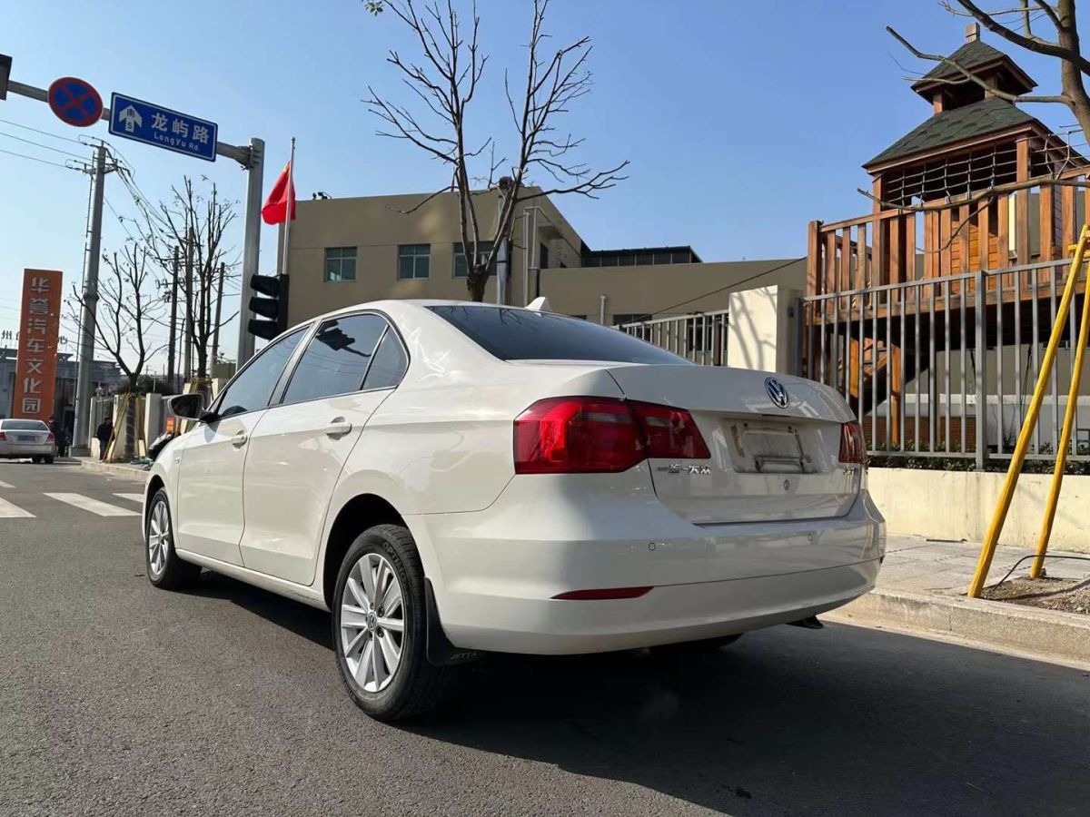 車輛圖片新到慶祝慶祝慶祝15年捷達,手動天窗,倒車雷達,溫州本地一手