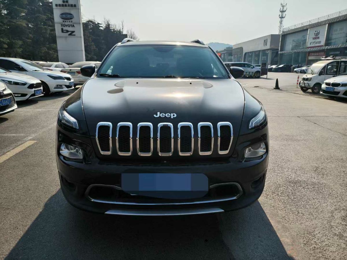 Jeep 自由俠  2018款 180T DCT動(dòng)能版+圖片