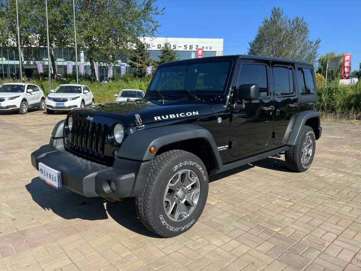 Jeep 牧马人  2017款 2.8TD Sahara 四门舒享版图片