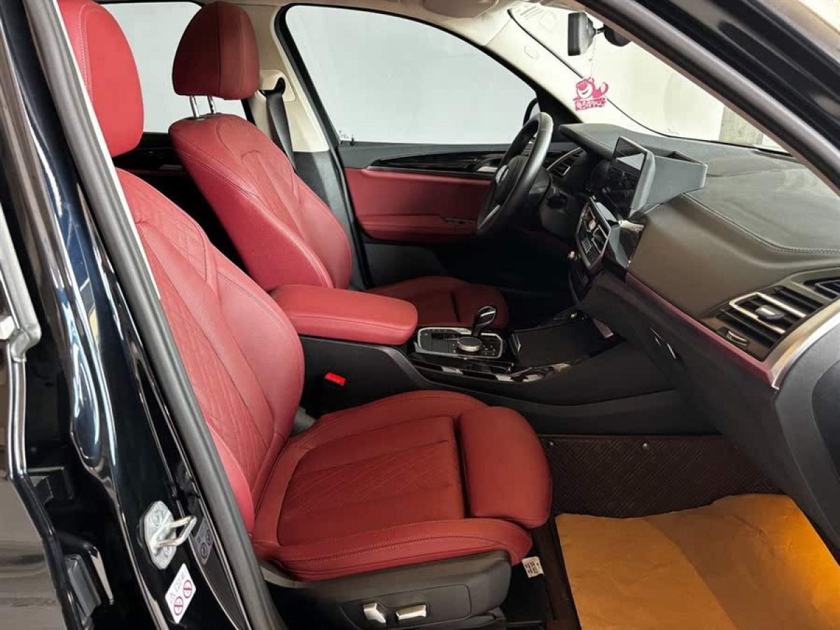 寶馬 寶馬X3  2022款 xDrive30i 領(lǐng)先型 M曜夜套裝圖片