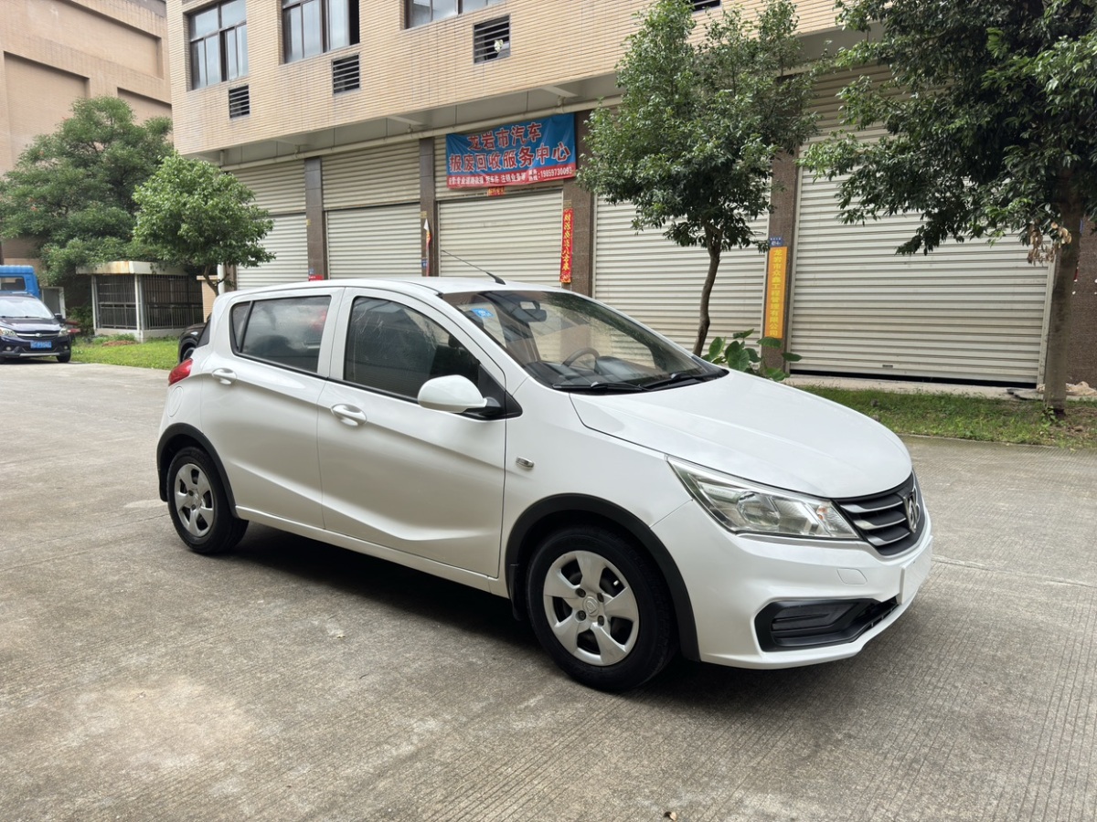 寶駿 310  2016款 1.2L 手動(dòng)舒適型圖片