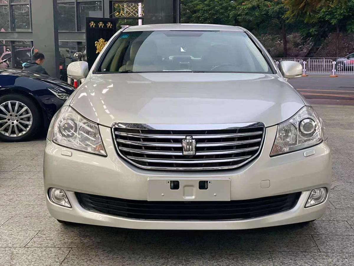 丰田 皇冠 2010款 2.5l royal 真皮版图片