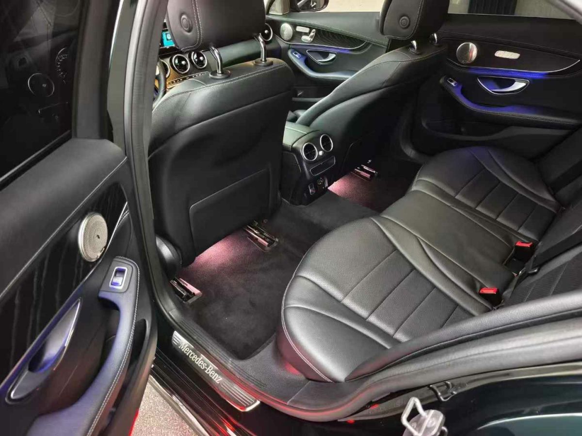 奔馳 奔馳C級(jí)  2020款 C 300 L圖片