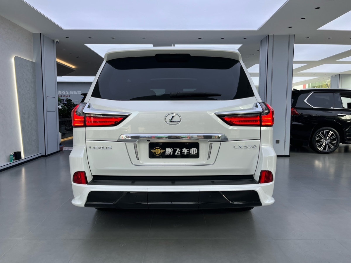 2020年7月雷克薩斯 LX 雷克薩斯LX570標(biāo)準(zhǔn)型2020款（加版）