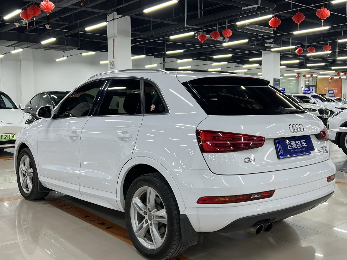 奧迪 奧迪Q3  2016款 35 TFSI quattro 全時四驅(qū)風(fēng)尚型圖片