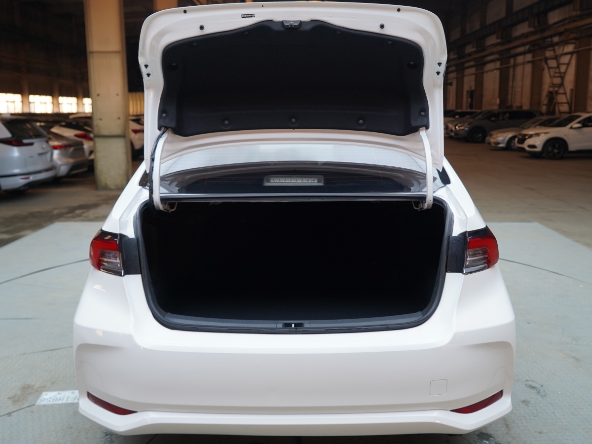 2021年7月豐田 卡羅拉  2021款 雙擎 1.8L E-CVT精英版