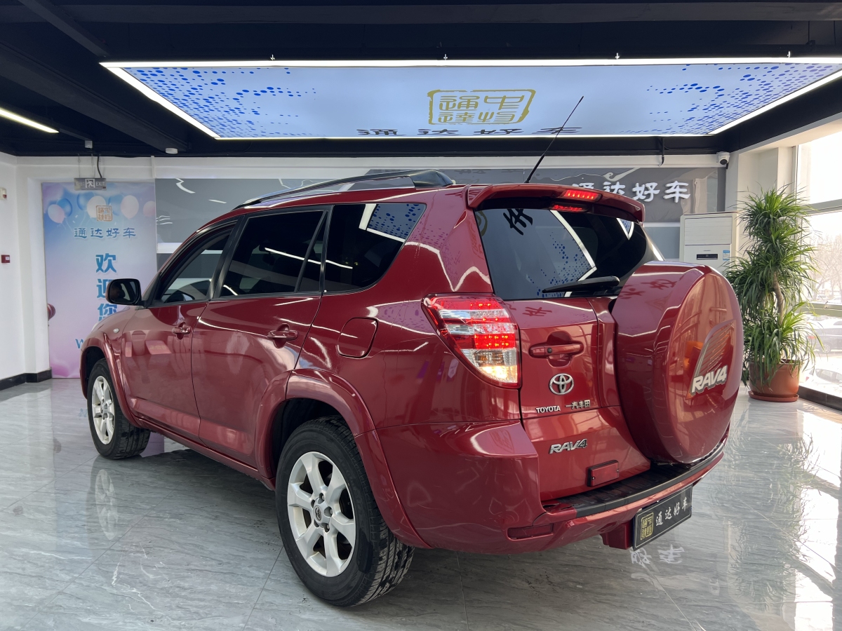 豐田 RAV4榮放  2009款 2.4L 自動(dòng)豪華版圖片