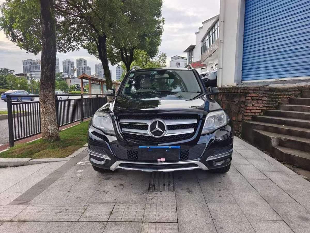 奔馳 奔馳GLK級(jí)  2013款 GLK 300 4MATIC 動(dòng)感天窗型圖片