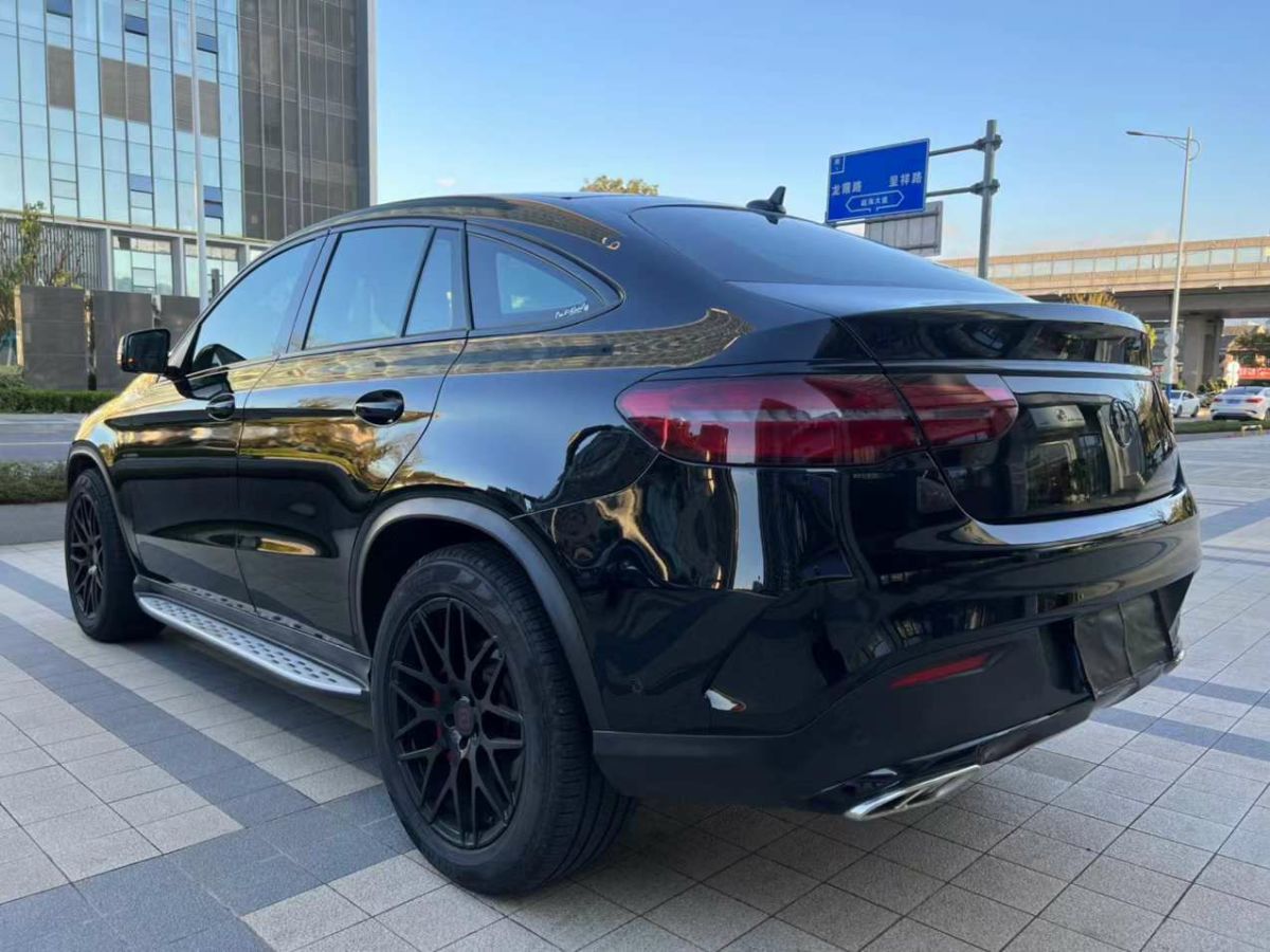 奔馳 奔馳A級(jí)  2019款  A 220 L 4MATIC 運(yùn)動(dòng)轎車圖片