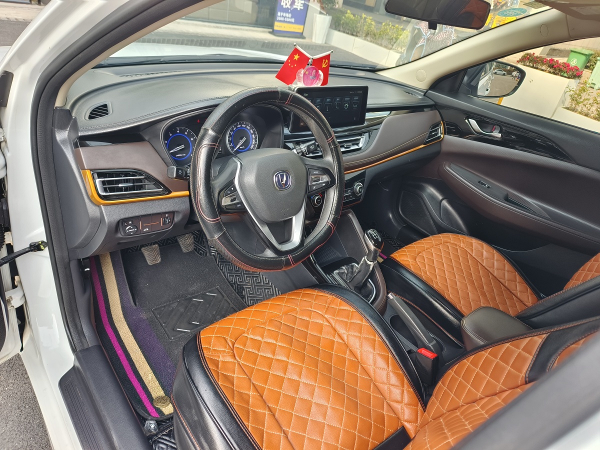 長安 逸動DT  2019款 1.6L 手動舒享型 國VI圖片