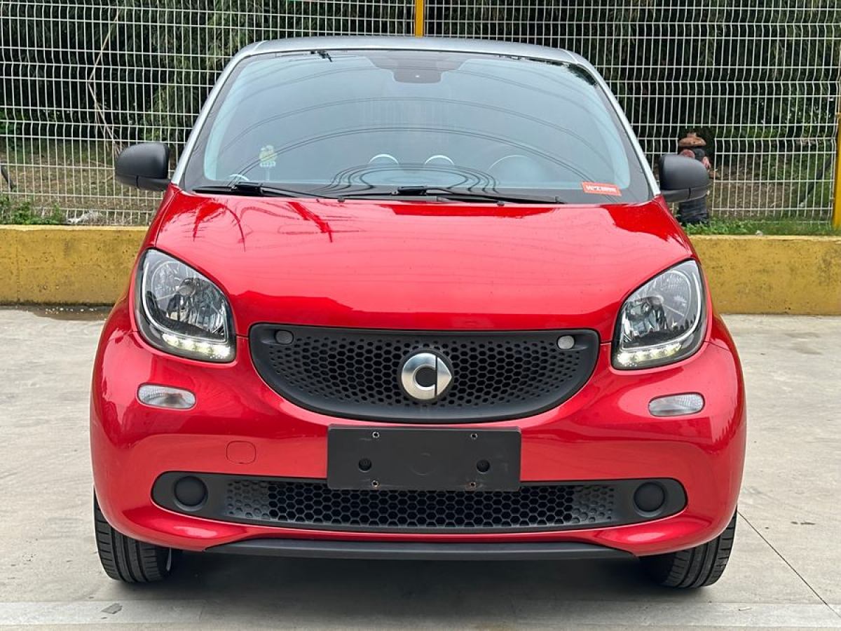 smart forfour  2018款 1.0L 52千瓦靈動版圖片