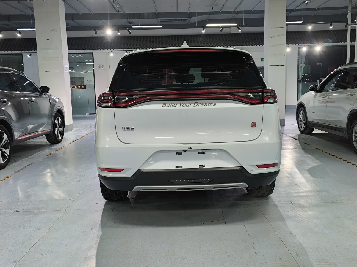 比亞迪 唐  2019款  2.0T 自動智聯(lián)尊貴型 7座 國VI圖片