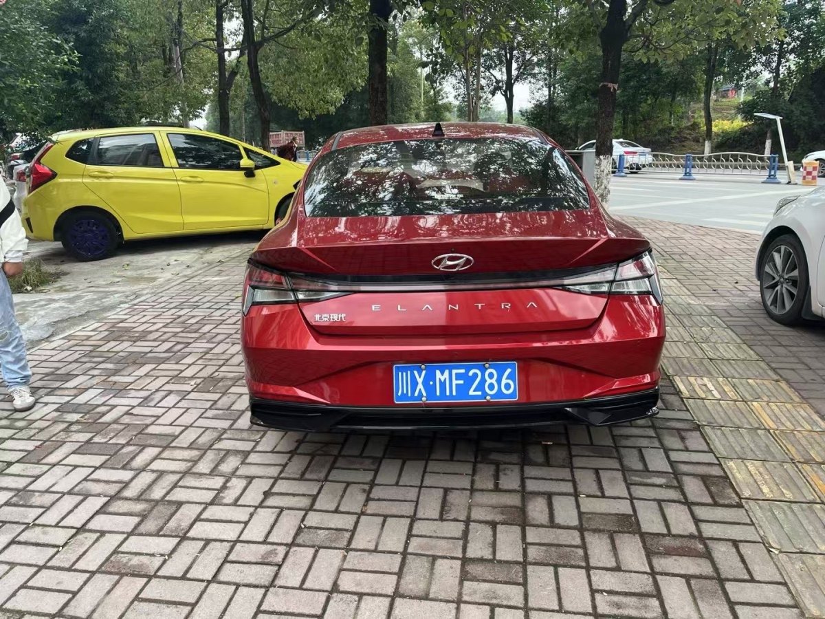 現(xiàn)代 伊蘭特  2022款 1.5L CVT LUX尊貴版圖片