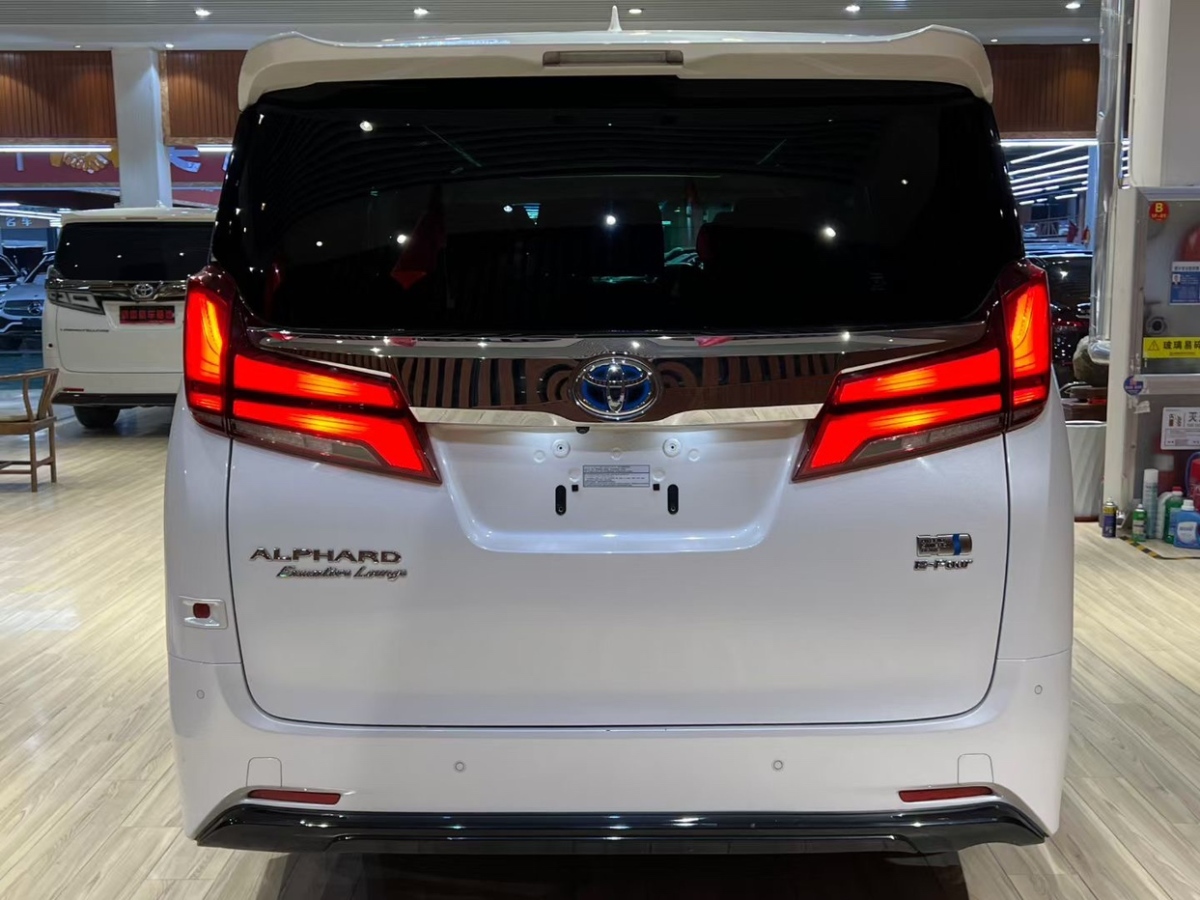 豐田 埃爾法  2021款 雙擎 2.5L 尊貴版圖片