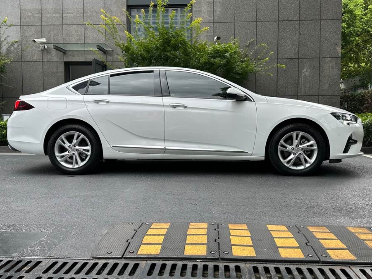 別克 君威  2020款 552T 豪華型圖片