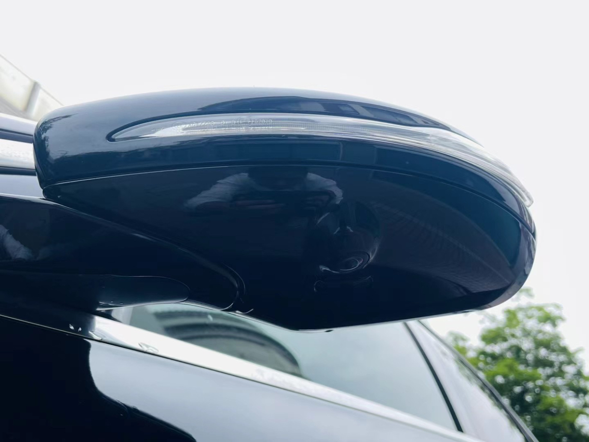 奔驰 奔驰E级  2018款 E 300 L 运动时尚型图片